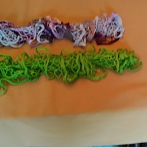 Set of 2 -7 1/2' long hand made crocheted scarves - Picture 2 of 2